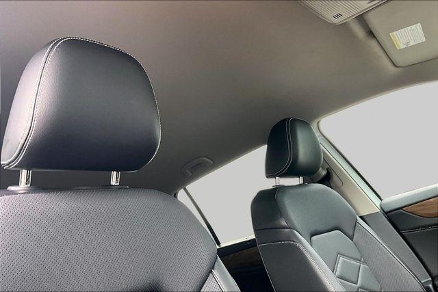 Volkswagen Atlas 2.0T SE w/Technology 4MOTION 2024