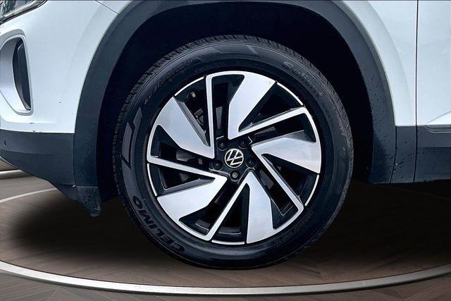 Volkswagen Atlas 2.0T SE w/Technology 4MOTION 2024