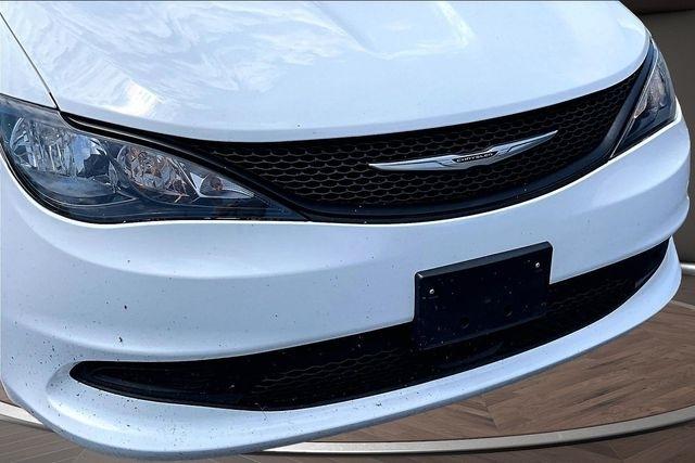 Chrysler Voyager LX FWD 2023