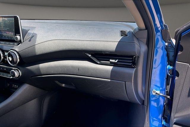 Nissan Sentra SV CVT 2024