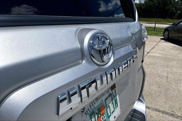 Toyota 4Runner SR5 2WD (Natl) 2023