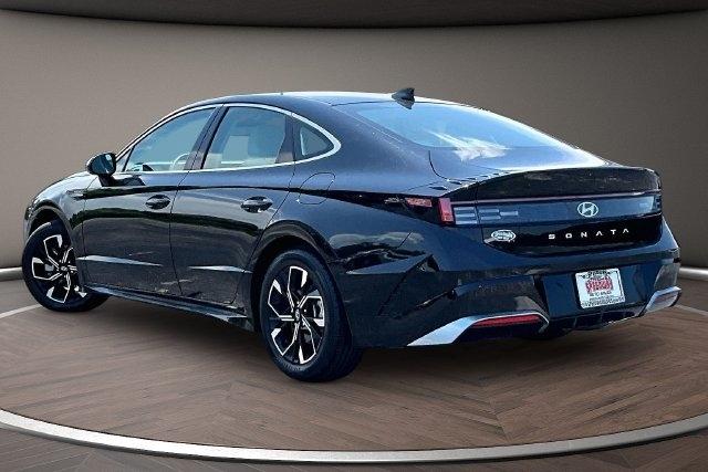 Hyundai Sonata SEL 2.5L FWD 2024