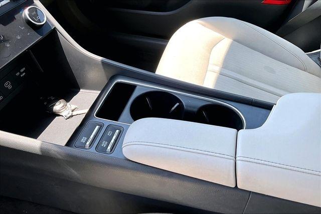 Hyundai Sonata SEL 2.5L FWD 2024