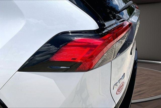 Toyota RAV4 Hybrid XSE AWD (Natl) 2023