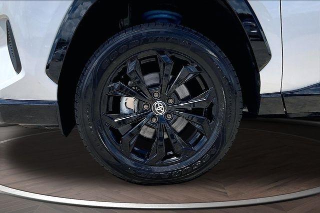 Toyota RAV4 Hybrid XSE AWD (Natl) 2023