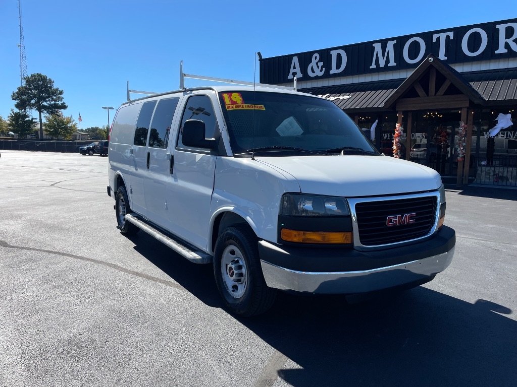GMC Savana Cargo Van RWD 2500 135" 2014