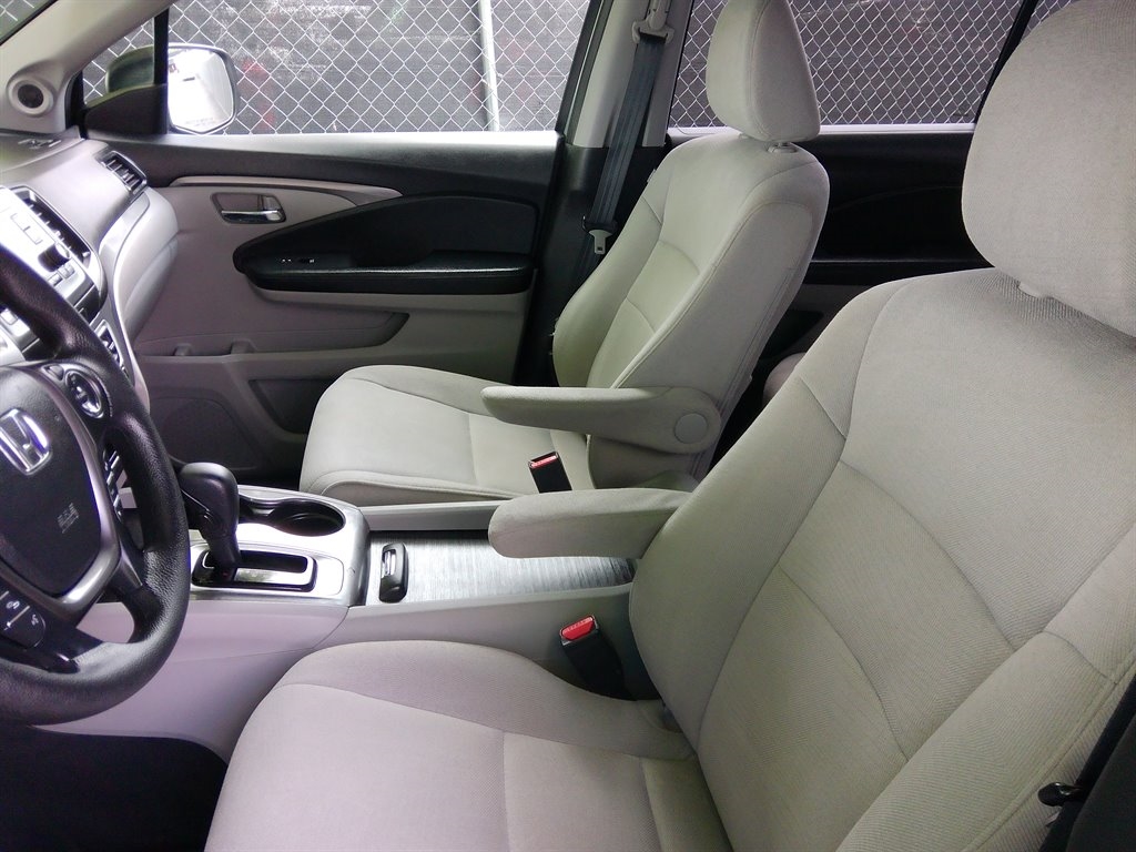 Honda Pilot LX 2WD 2018