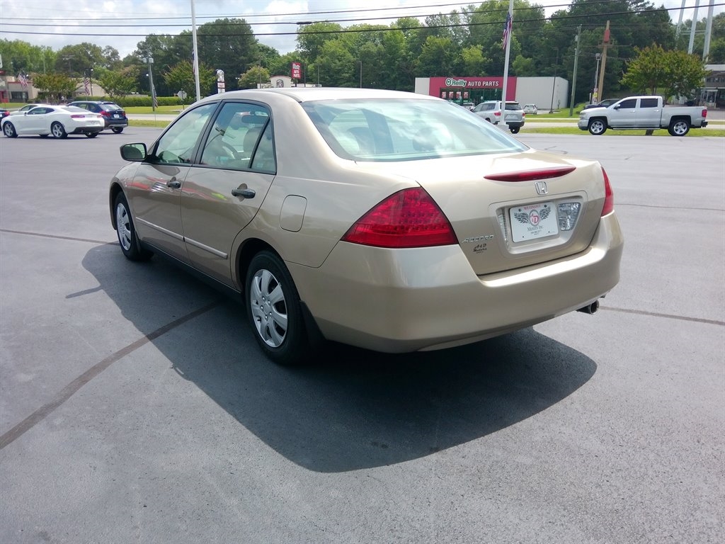 Honda Accord Sdn 4dr I4 AT VP 2007