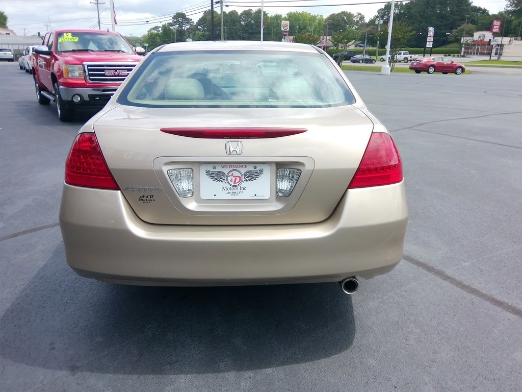 Honda Accord Sdn 4dr I4 AT VP 2007