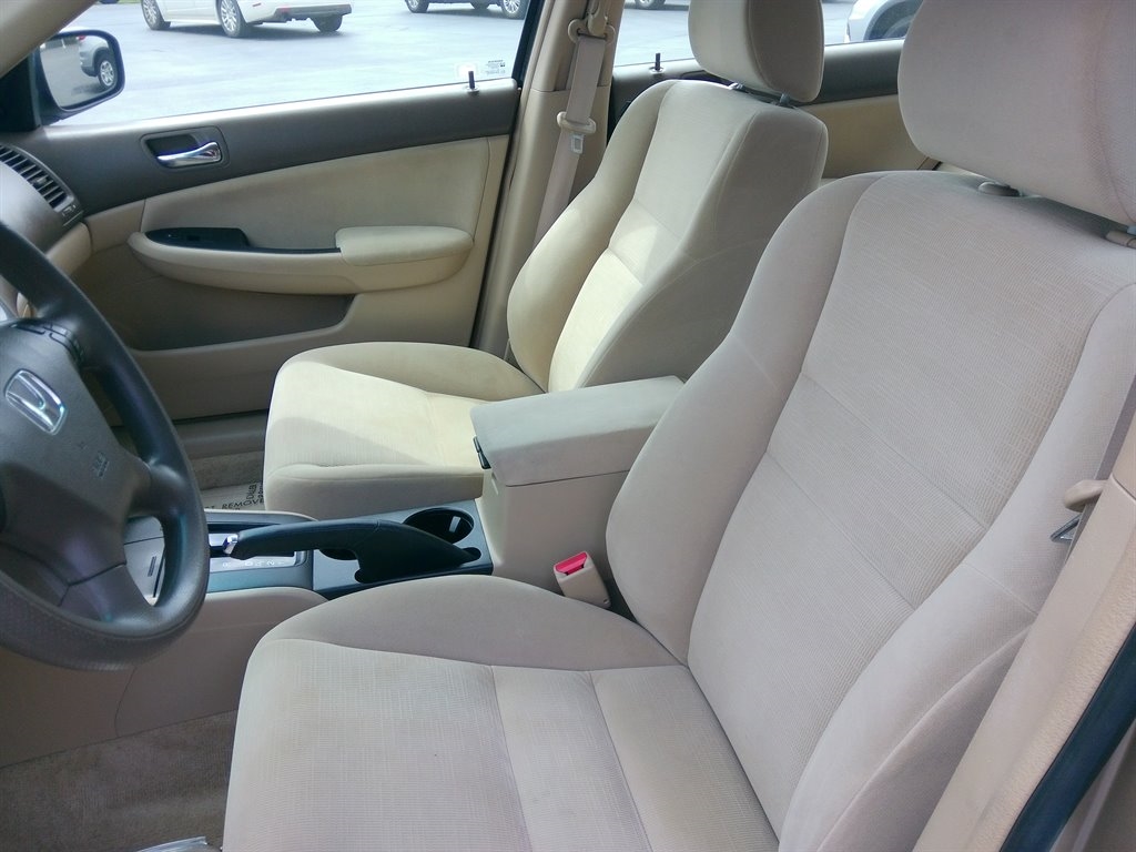 Honda Accord Sdn 4dr I4 AT VP 2007