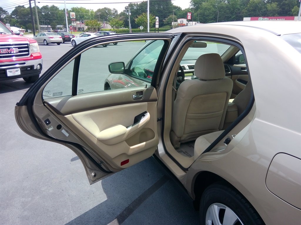 Honda Accord Sdn 4dr I4 AT VP 2007