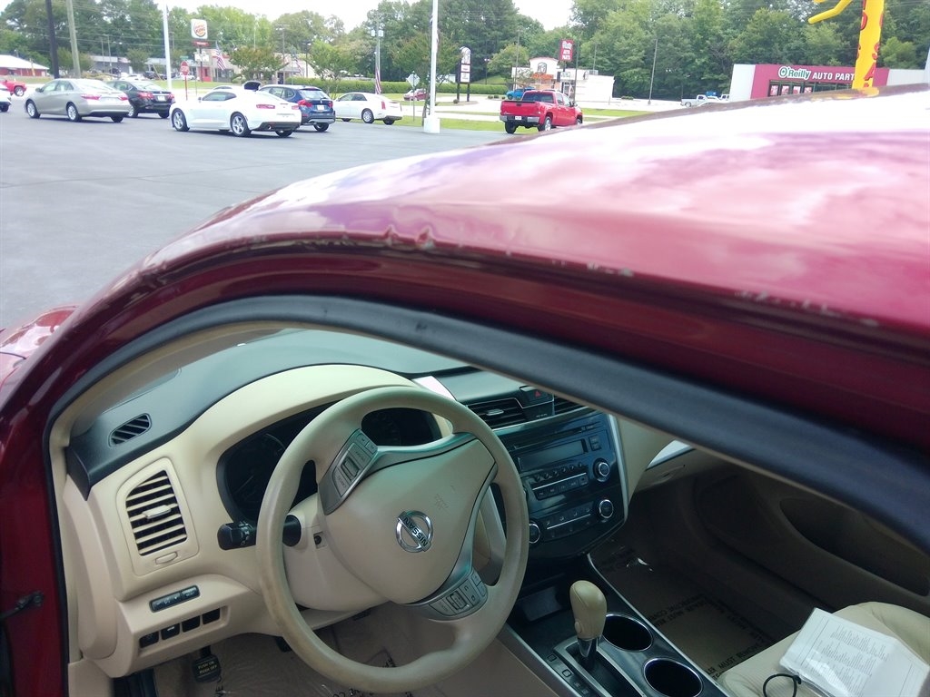 Nissan Altima 4dr Sdn I4 2.5 S 2013