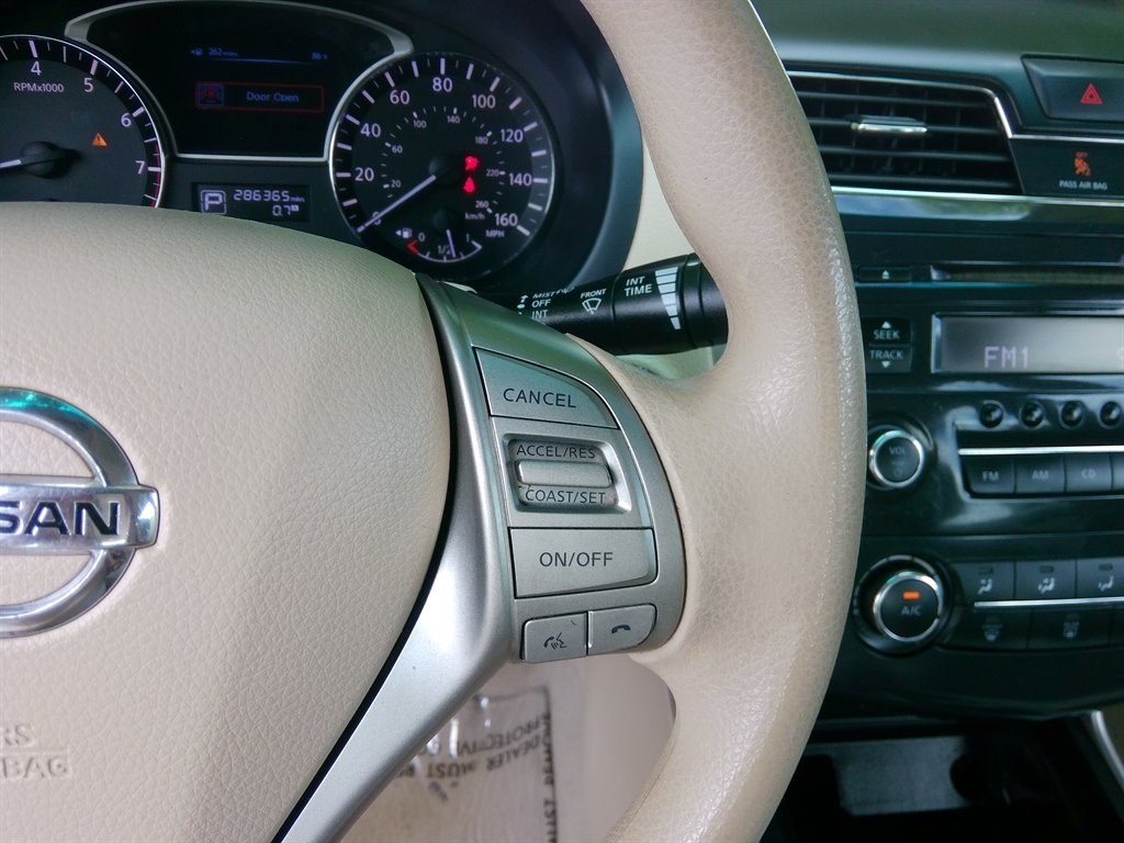 Nissan Altima 4dr Sdn I4 2.5 S 2013