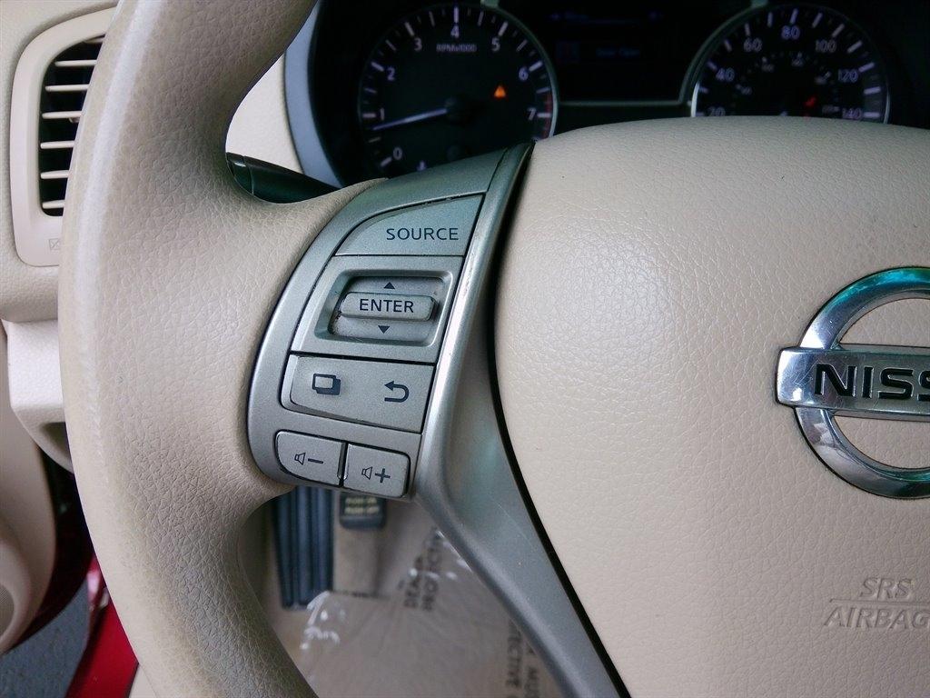 Nissan Altima 4dr Sdn I4 2.5 S 2013
