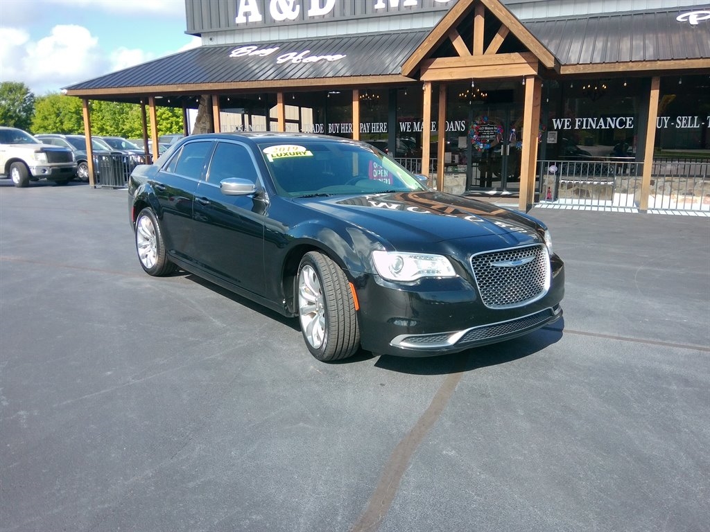 Chrysler 300 Touring RWD 2019