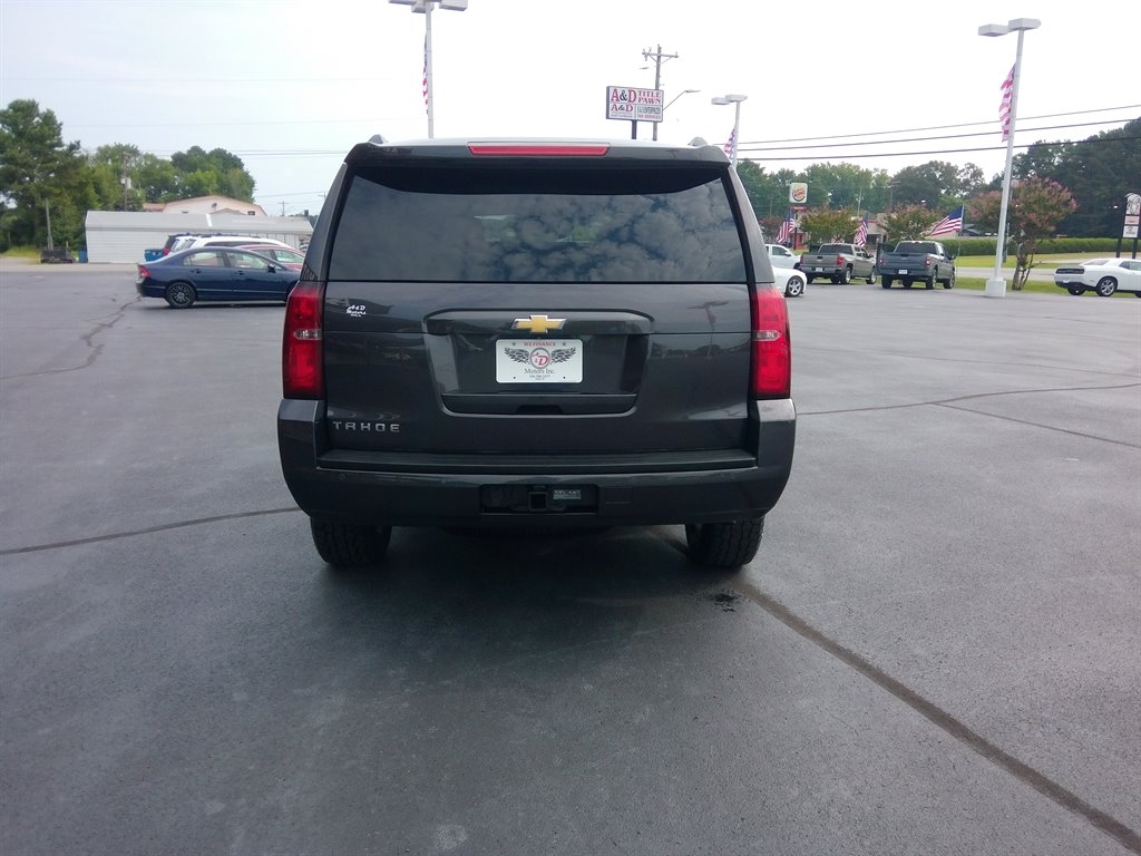 Chevrolet Tahoe 2WD 4dr LT 2015