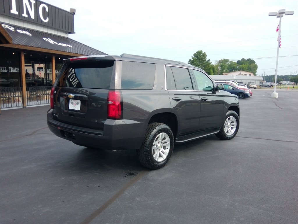 Chevrolet Tahoe 2WD 4dr LT 2015