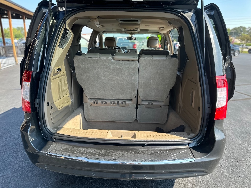 Chrysler Town & Country 4dr Wgn Limited 2011 Chrysler Town & Country 4dr Wgn Limited 2011