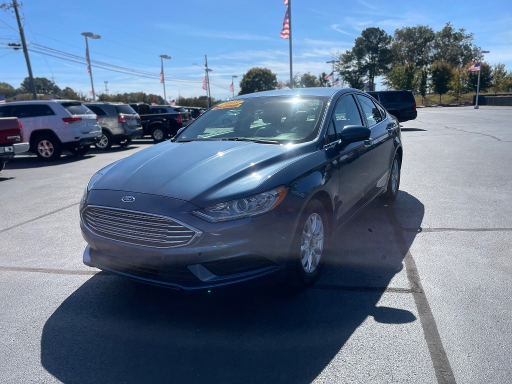 Ford Fusion S FWD 2018 Ford Fusion S FWD 2018
