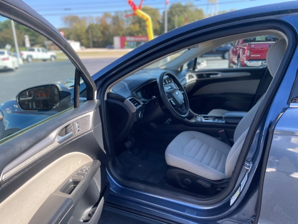 Ford Fusion S FWD 2018 Ford Fusion S FWD 2018