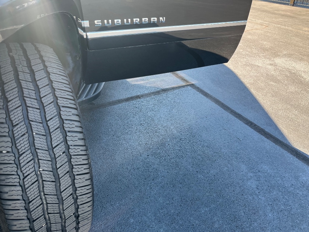 Chevrolet Suburban 2WD 4dr 1500 LTZ 2009