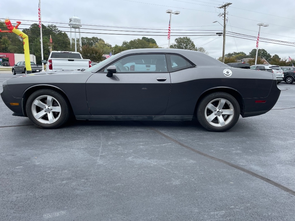 Dodge Challenger 2dr Cpe SXT 2013 Dodge Challenger 2dr Cpe SXT 2013