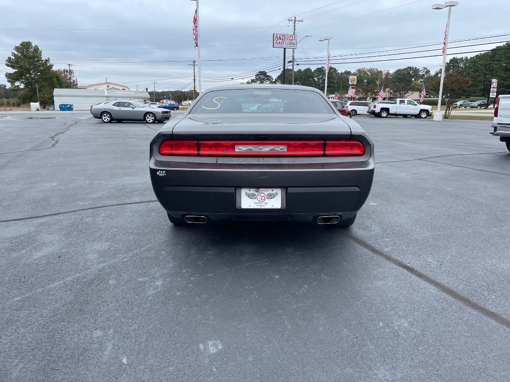 Dodge Challenger 2dr Cpe SXT 2013 Dodge Challenger 2dr Cpe SXT 2013