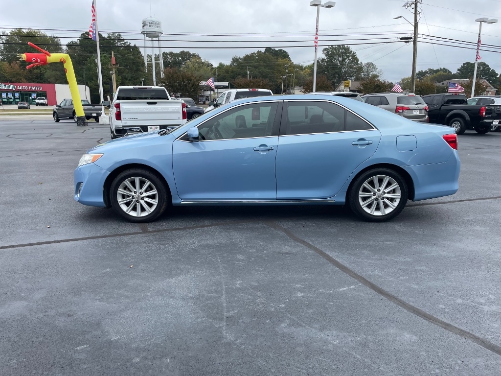 Toyota Camry 4dr Sdn I4 Auto SE Sport Limited Edition (Natl) 2012 Toyota Camry 4dr Sdn I4 Auto SE Sport Limited Edition (Natl) 2012