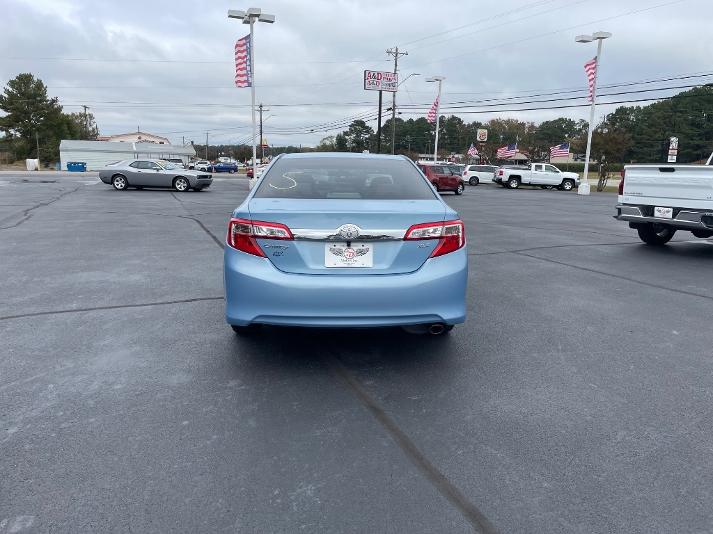 Toyota Camry 4dr Sdn I4 Auto SE Sport Limited Edition (Natl) 2012 Toyota Camry 4dr Sdn I4 Auto SE Sport Limited Edition (Natl) 2012