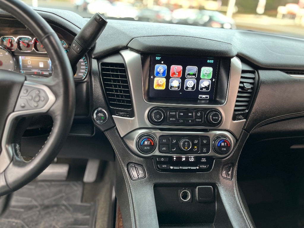 Chevrolet Tahoe 4WD 4dr LT 2017