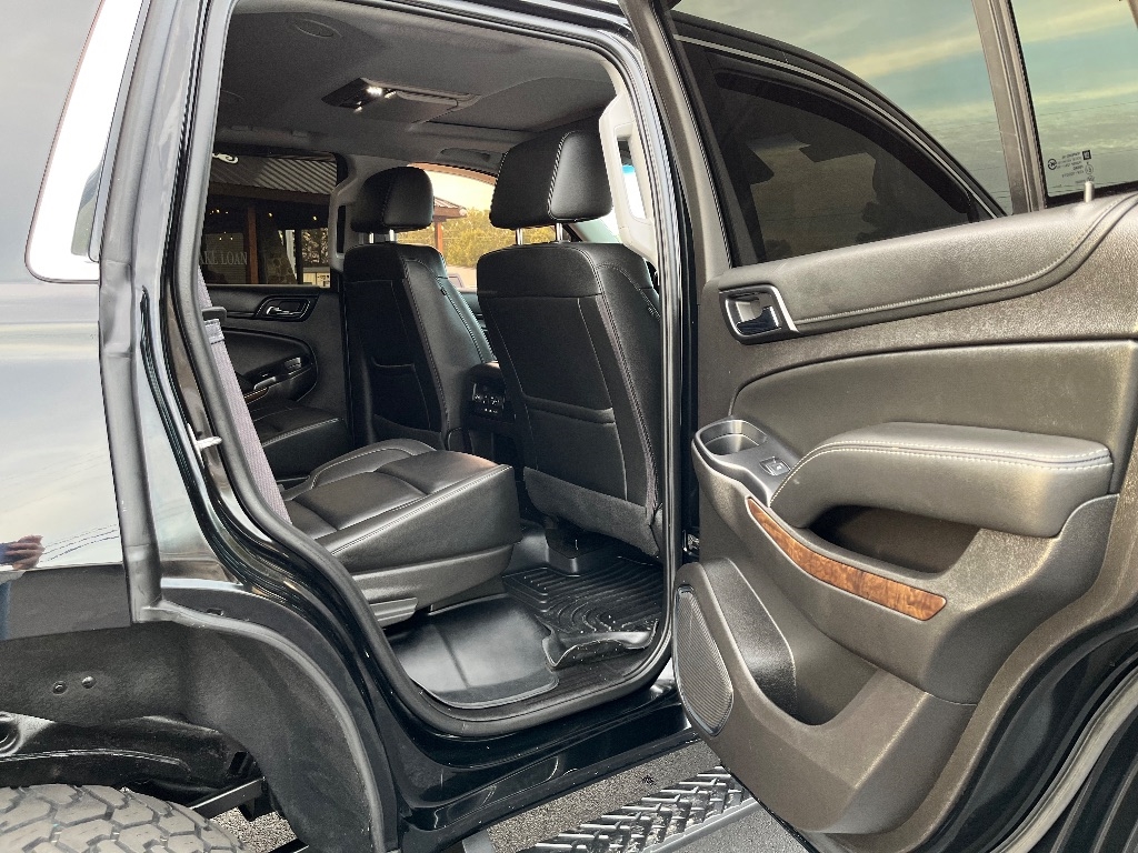 Chevrolet Tahoe 4WD 4dr LT 2017