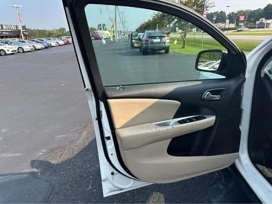 Dodge Journey FWD 4dr SXT 2012