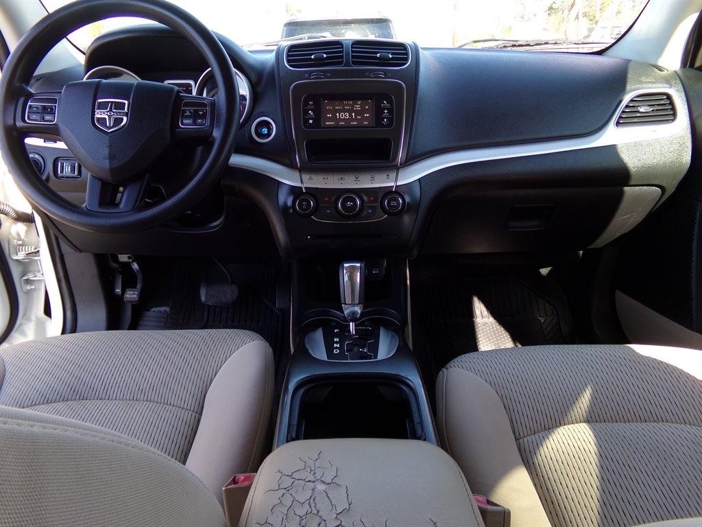 Dodge Journey FWD 4dr SXT 2012