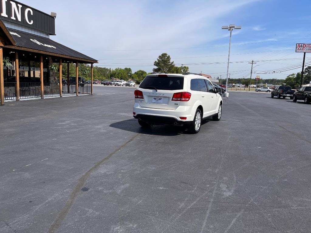 Dodge Journey FWD 4dr SXT 2012