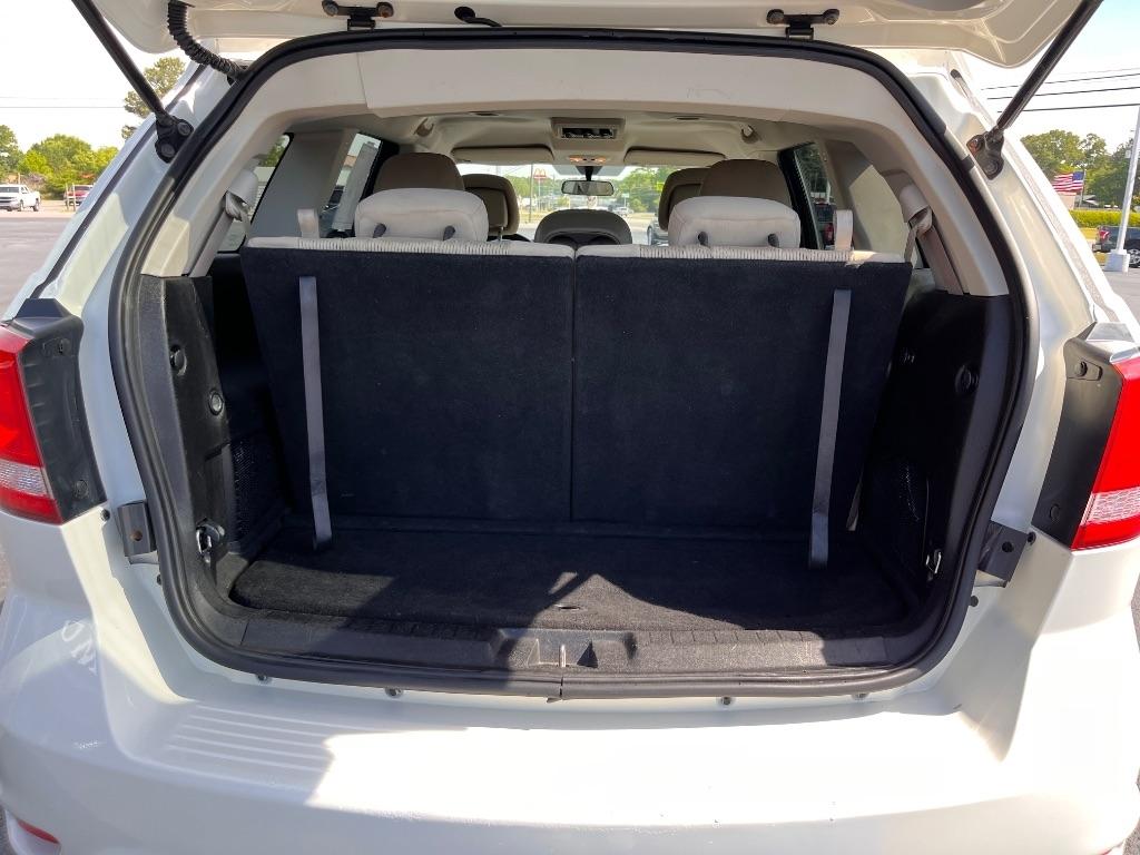 Dodge Journey FWD 4dr SXT 2012