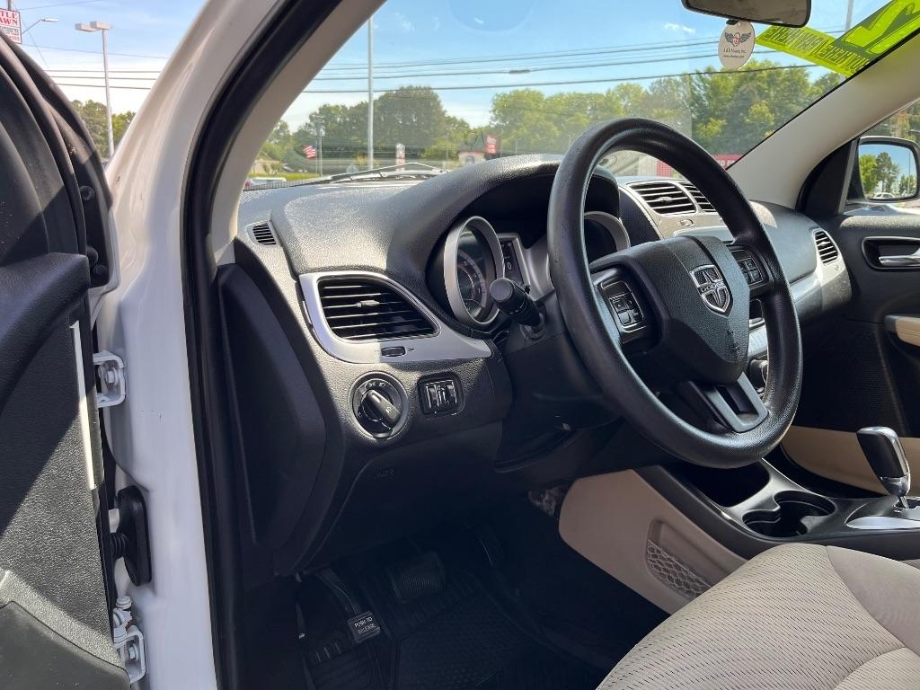 Dodge Journey FWD 4dr SXT 2012