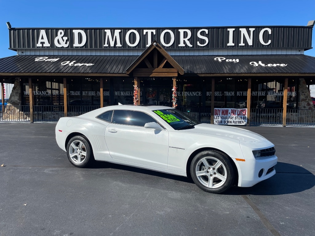 2010 Chevrolet Camaro 2dr Cpe 1LT