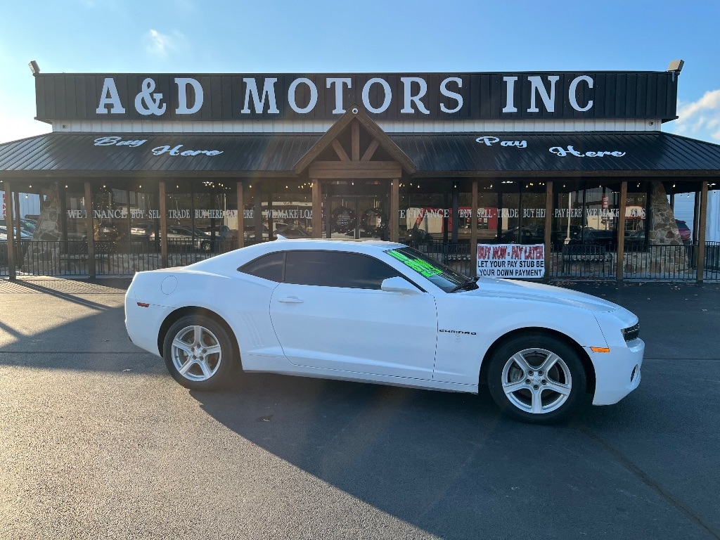 2010 Chevrolet Camaro 2dr Cpe 1LT
