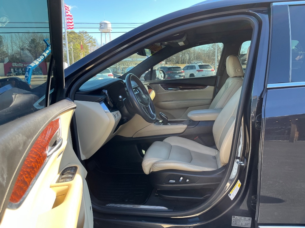 Cadillac XT5 FWD 4dr Luxury 2017