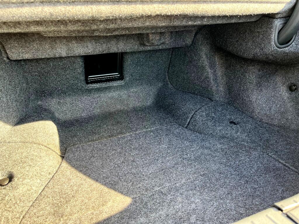 Acura TL 4dr Sdn Auto 2WD 2012