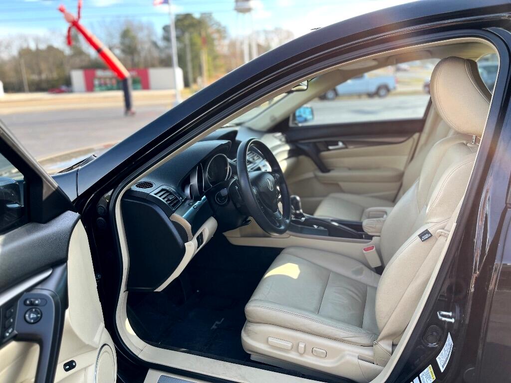 Acura TL 4dr Sdn Auto 2WD 2012