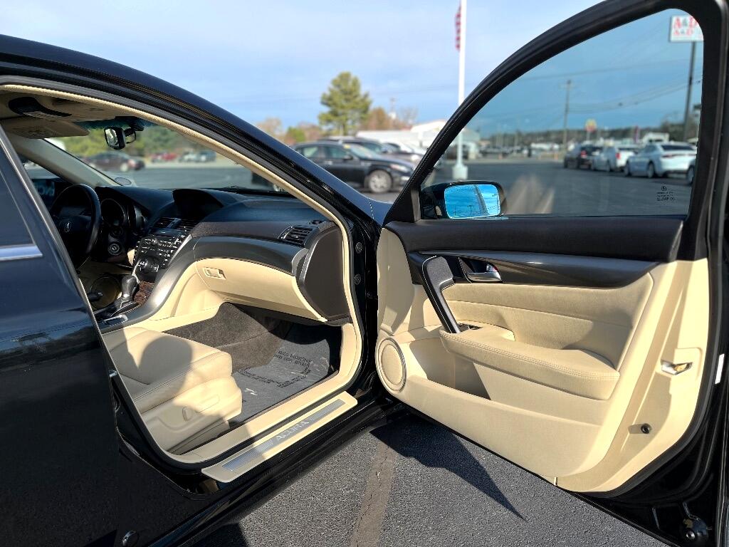 Acura TL 4dr Sdn Auto 2WD 2012