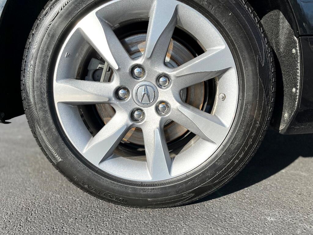 Acura TL 4dr Sdn Auto 2WD 2012