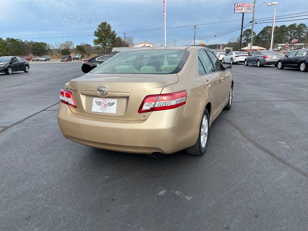 Toyota Camry 4dr Sdn I4 Man (Natl) 2010