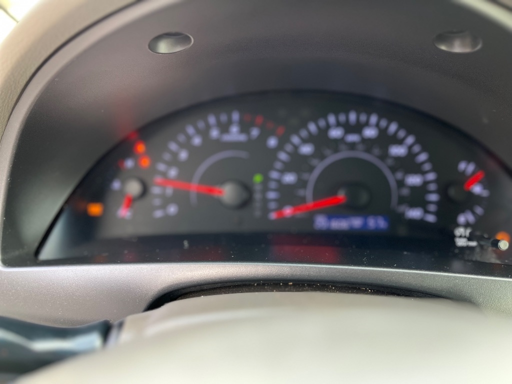 Toyota Camry 4dr Sdn I4 Man (Natl) 2010