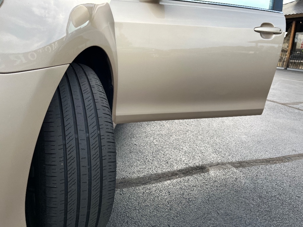 Toyota Camry 4dr Sdn I4 Man (Natl) 2010