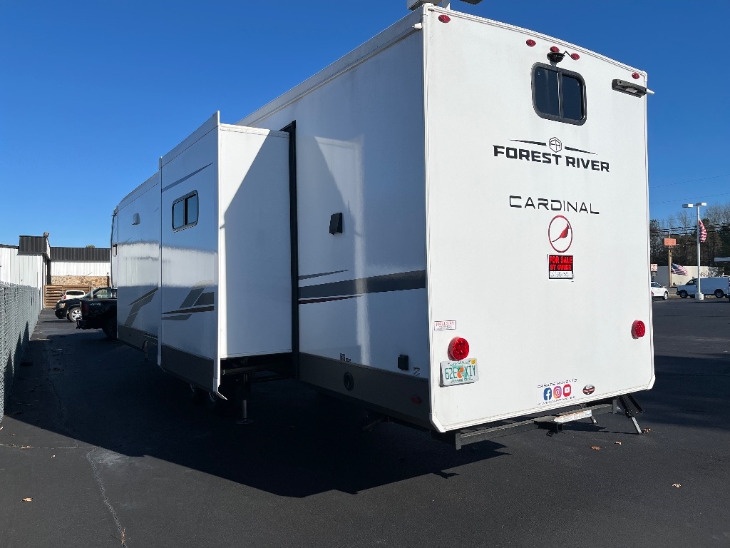 Forest River Cardinal  2025