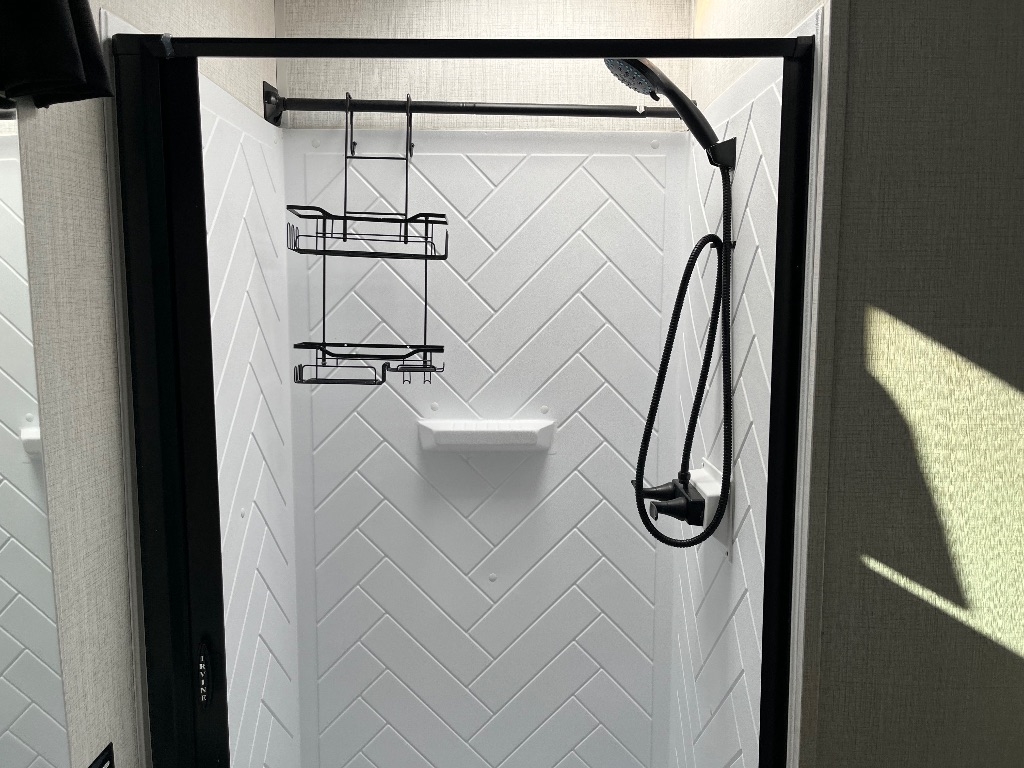 Forest River Cardinal  2025