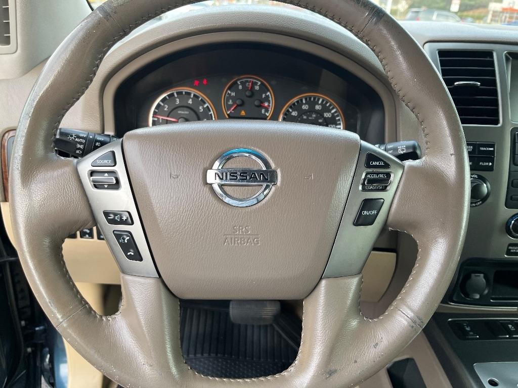 Nissan Armada 2WD 4dr SL 2014