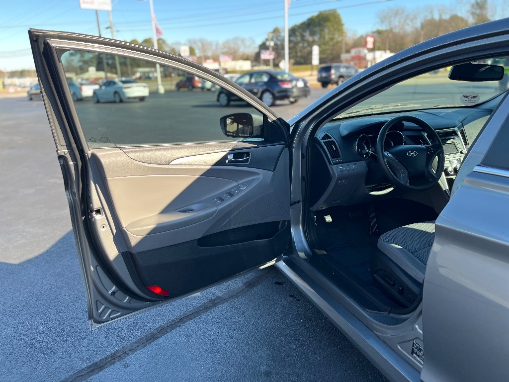 Hyundai Sonata 4dr Sdn 2.4L Auto GLS 2014